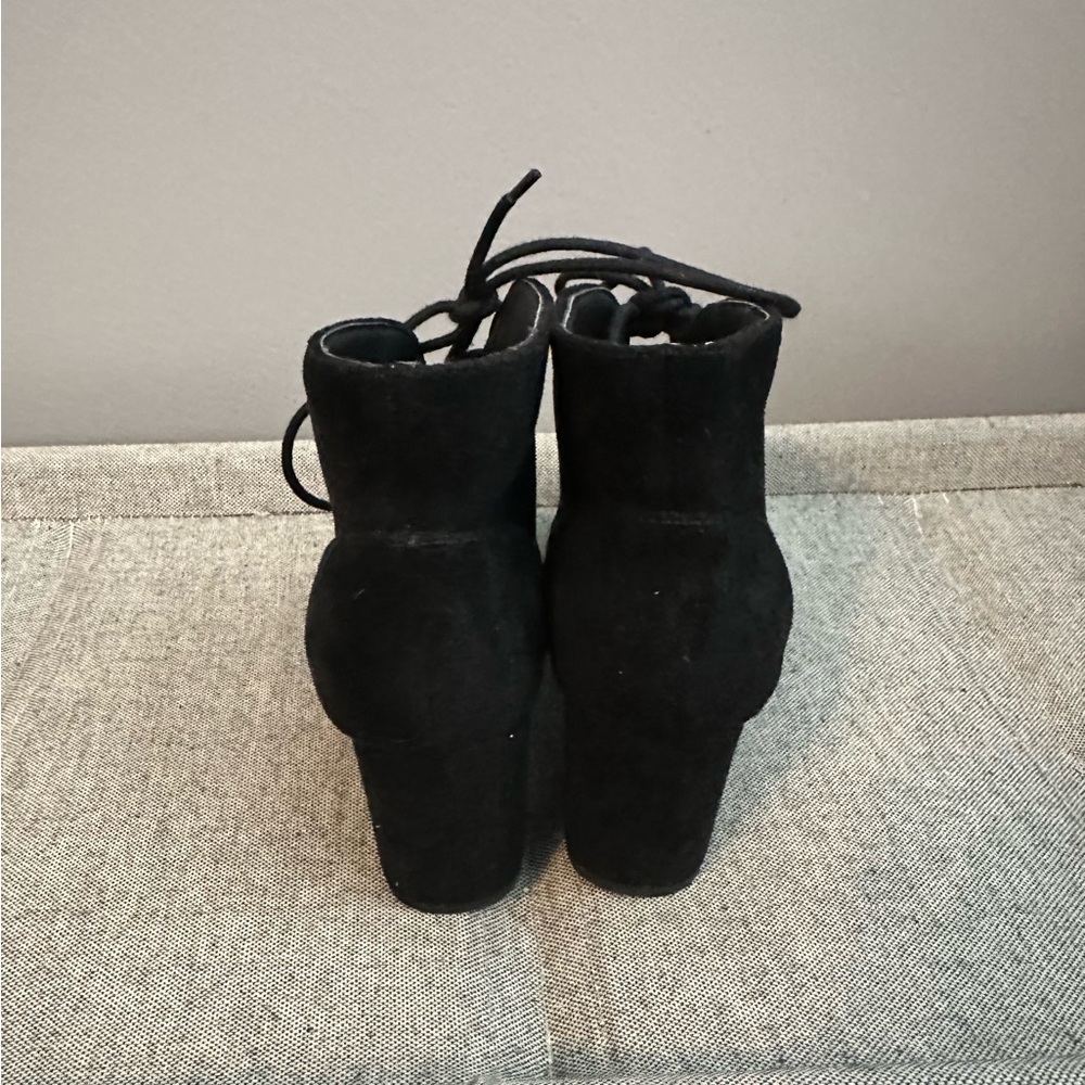Heeled booties - Picture 3 of 4